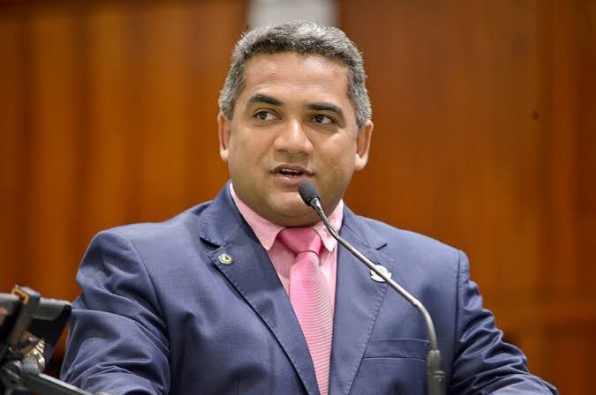 Deputado Júlio Pina (PRTB) no Instagram