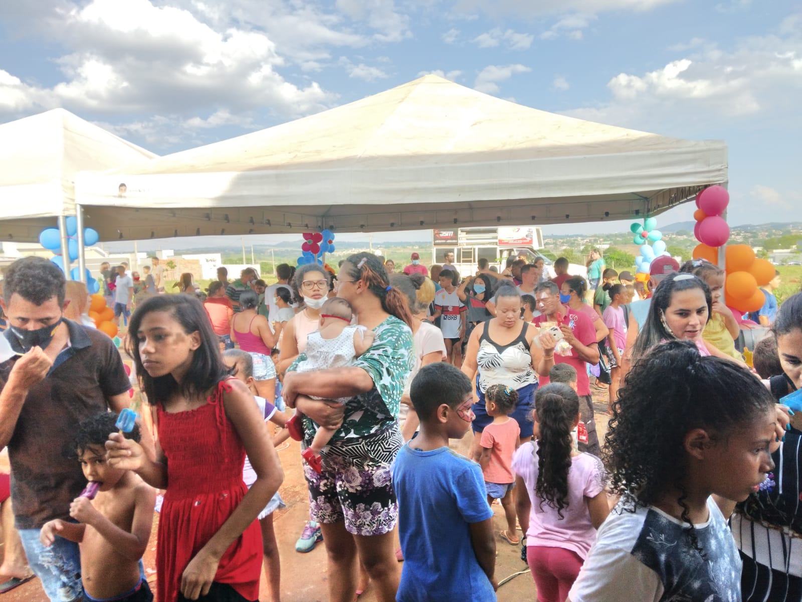 VEREADOR RAPHAEL DA SAÚDE REALIZA FESTA NO DIA DAS CRIANÇAS NO BAIRRO PAULO ESTRELA