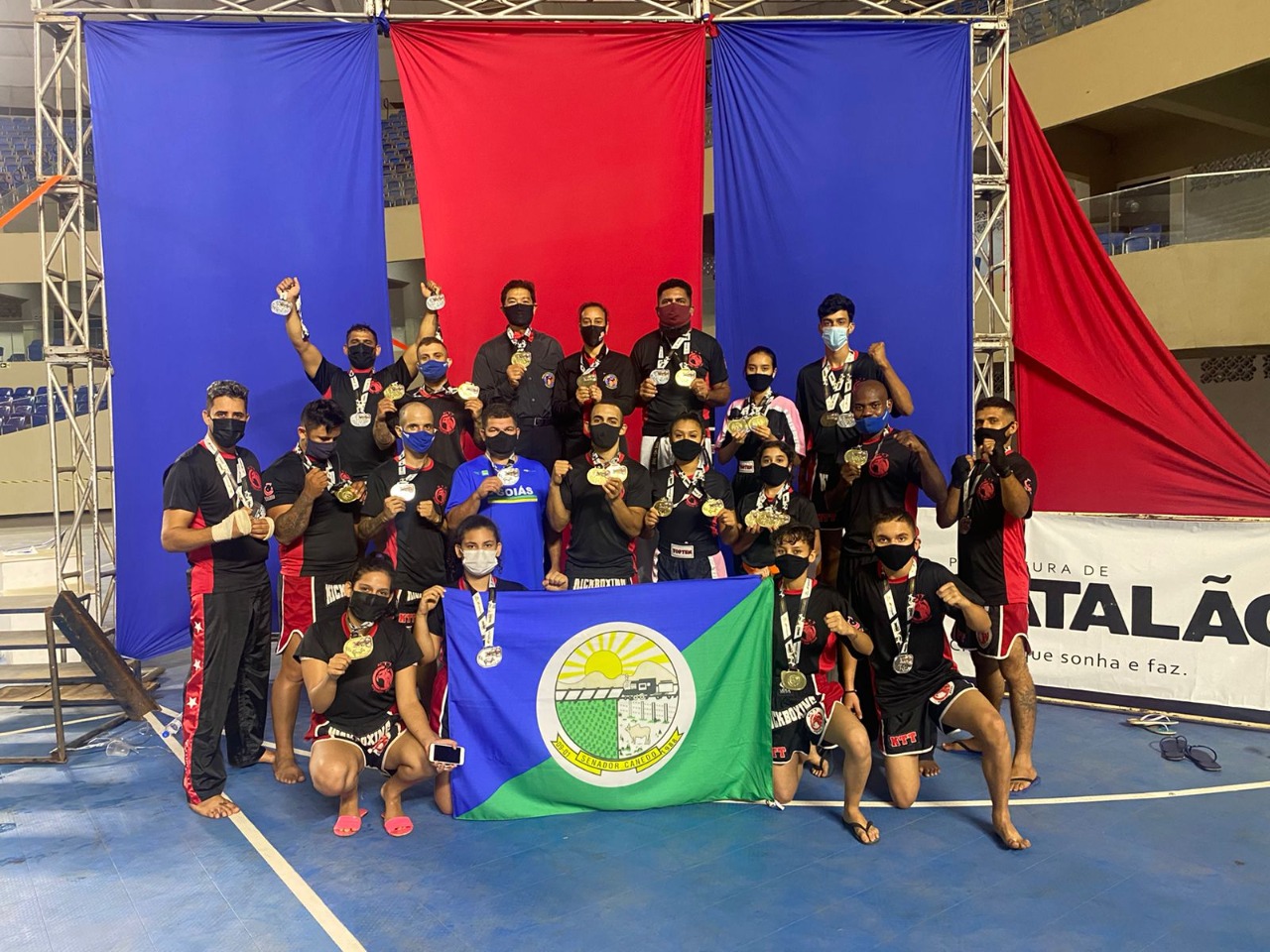 Atletas da Iniciação Esportiva de Senador Canedo são destaque no Campeonato Goiano de Kickboxing 2021