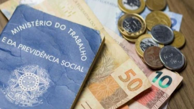 Medida Provisória confirma salário-mínimo de R$1.212 a partir de 2022