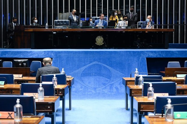 Após Congresso elevar Fundo Eleitoral, STF deve ser acionado