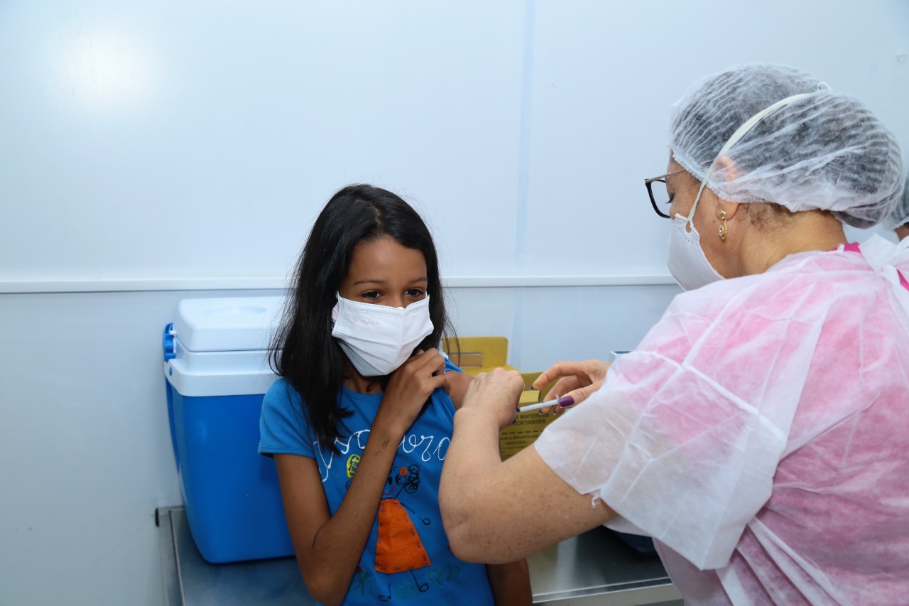 Aparecida inicia vacinação infantil contra a covid-19 em escolas nesta quinta, 20