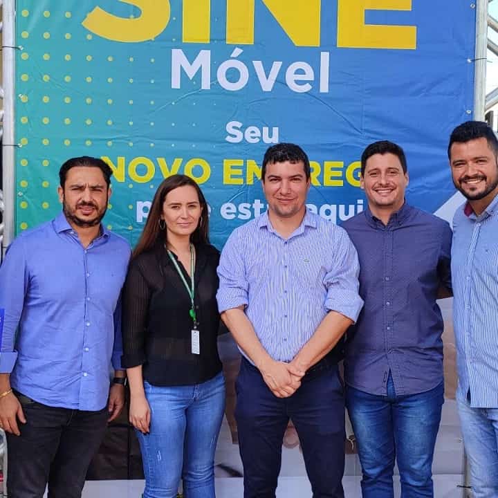 Vereador Raphael da Saúde solicita a presença do SINE MÓVEL, BALCÃO DE EMPREGO e JOVEM APRENDIZ no Jardim Novo Mundo e Comunidade agradece.