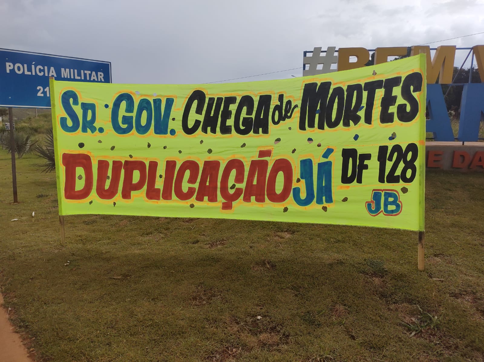 MORADORES DE PLANALTINA GOIÁS PEDEM A DUPLICAÇÃO DA DF 128.<br>“A RODOVIA DA MORTE”