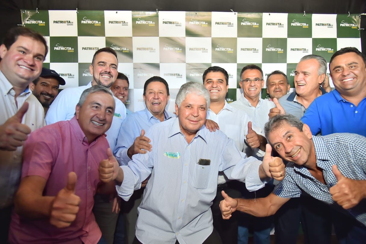 Dois ex-governadores reforçam apoio a Gustavo Mendanha durante encontro regional em Santa Helena