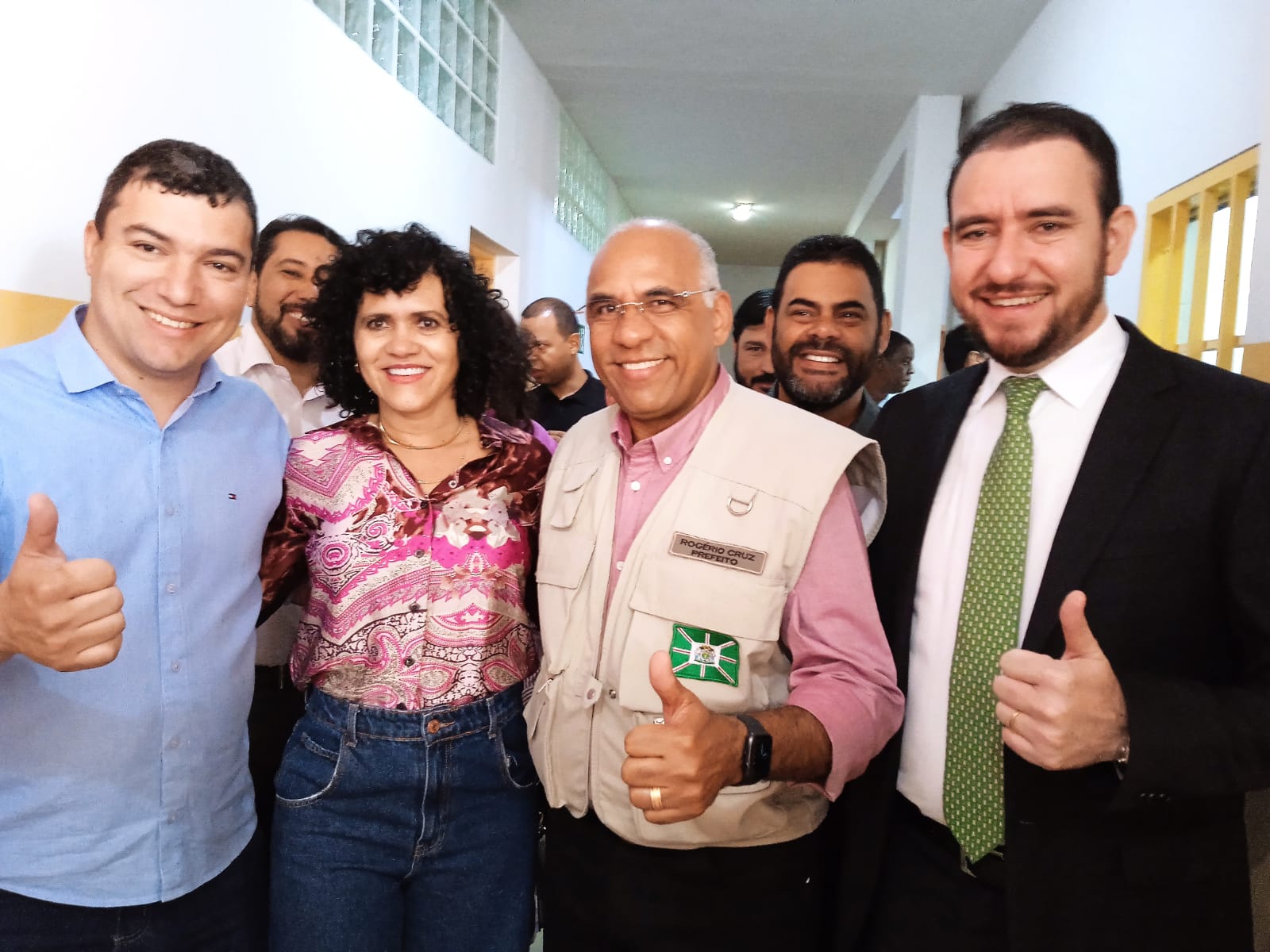 ESCOLA MUNICIPAL MARIA CANDIDA MOREIRA GANHA REVITALIZAÇÃO E ALUNOS RECEBEM KIT´S ESCOLARES DOADOS PELA PREFEITURA DE GOIÂNIA