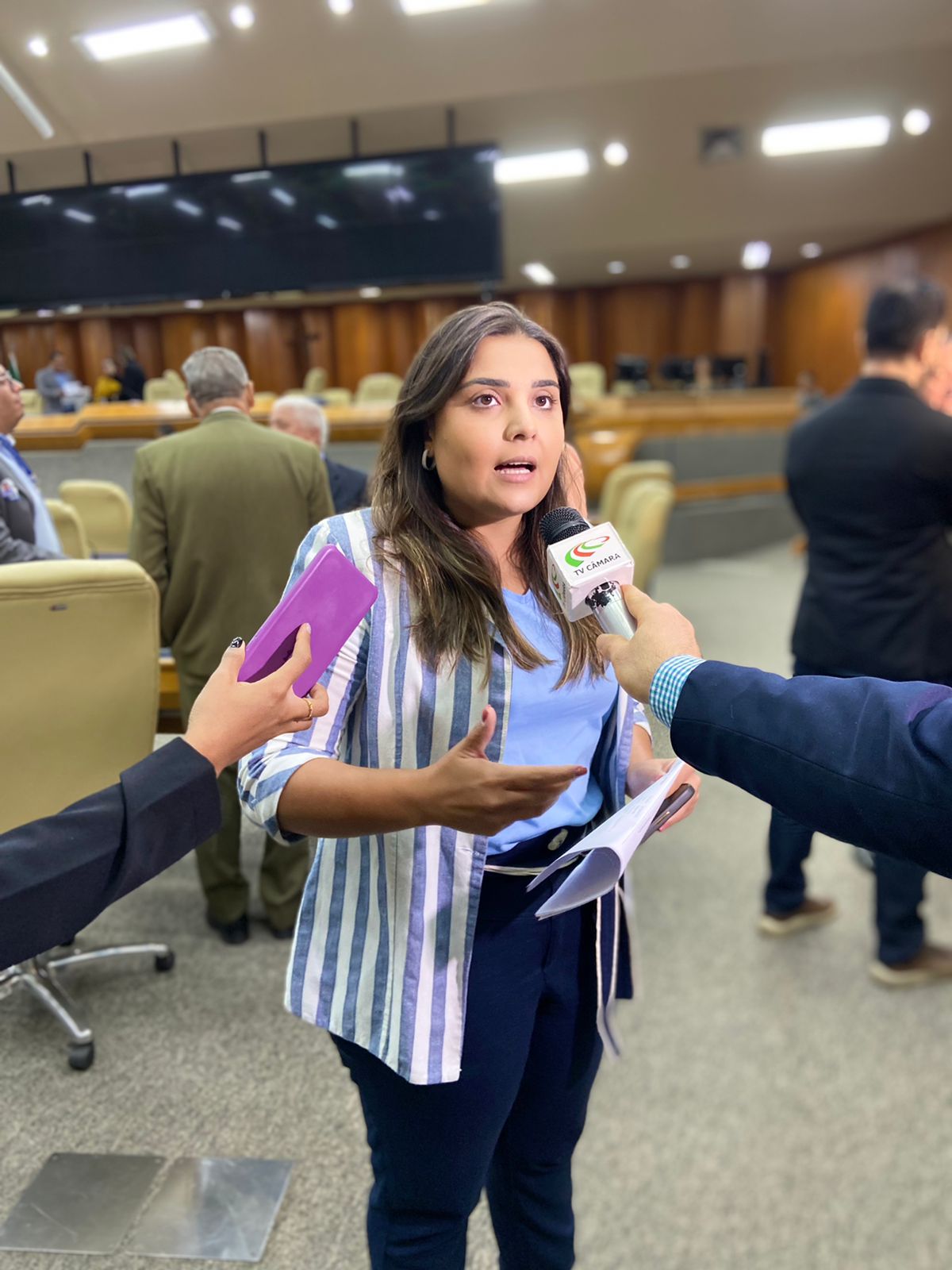 Política de Orientação, Diagnóstico e Tratamento de Endometriose criada por Sabrina Garcez é aprovada em segunda votação na Câmara Municipal de Goiânia