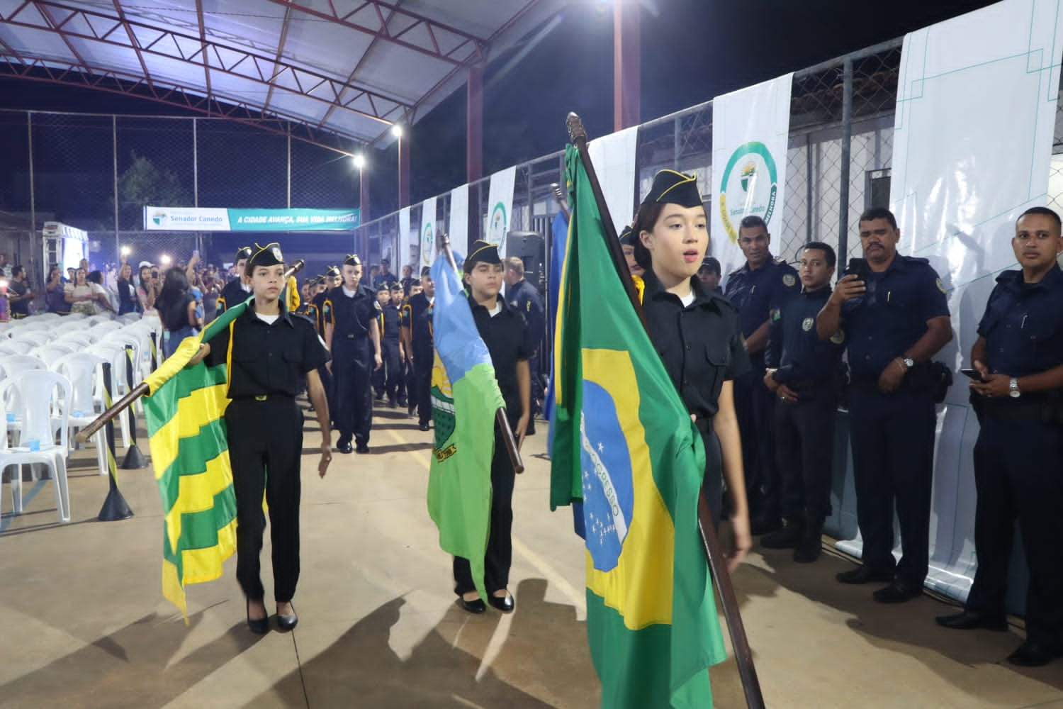 Homenagens e muita emoção, marcaram a noite de formatura da 1º Turma do Programa Guarda Mirim