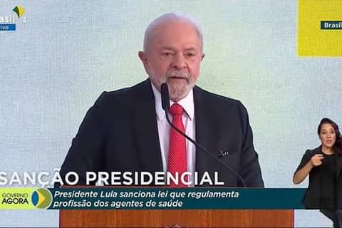 Lula sanciona lei que torna agentes comunitários profissionais da saúde