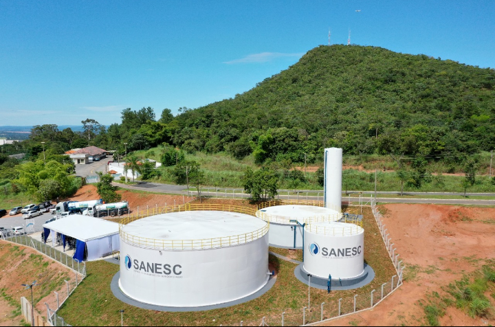 <em>Mais de vinte milhões de reais foram investidos pela Agência de Saneamento de Senador Canedo em água e esgoto em 2022</em>