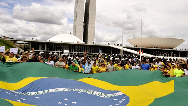 Polarização política e campanhas violentas são preocupações para Eleições 2022