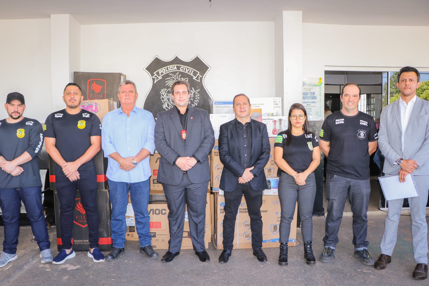 Prefeitura de Senador Canedo entrega equipamentos à Delegacia de Polícia Civil da cidade por meio de cessão de uso