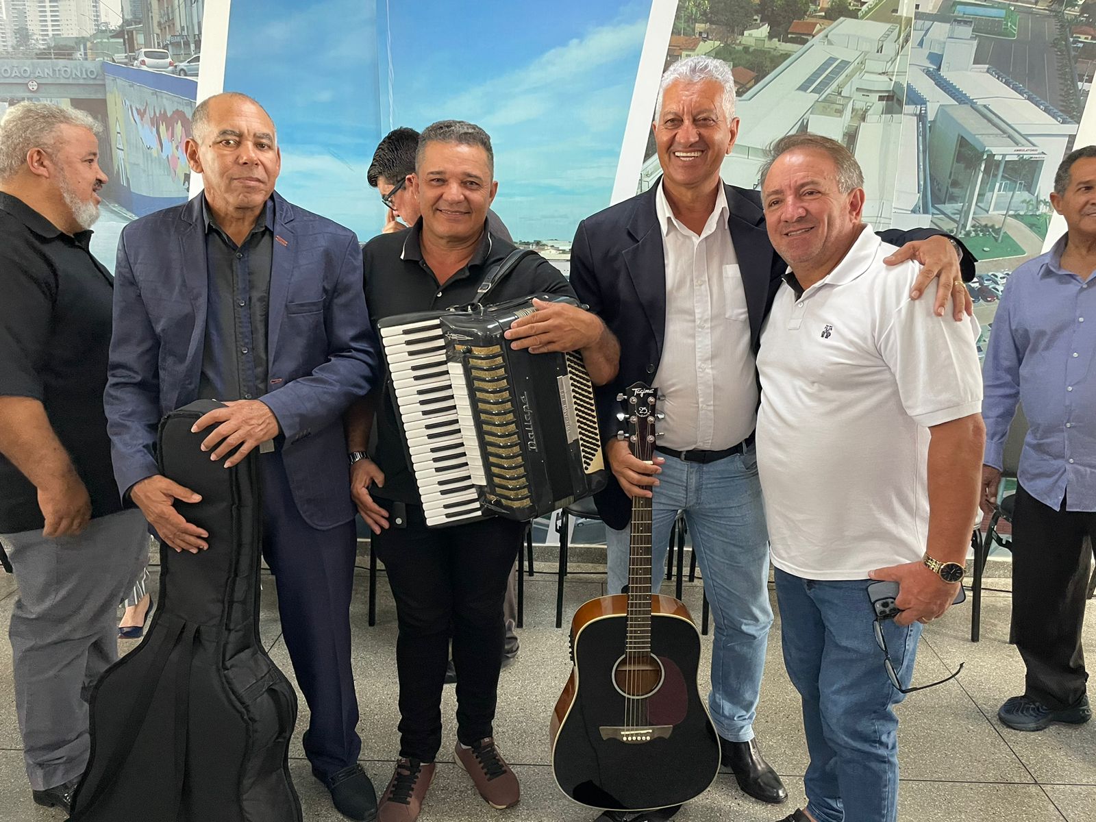 WILMAR MARIANO REALIZA CULTO DE AÇÃO DE GRAÇAS POR UM ANO COMO PREFEITO DE APARECIDA DE GOIÂNIA